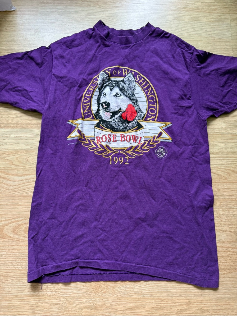 Delta Purple University of Washington Rose Bowl 1992 Graphic Tee